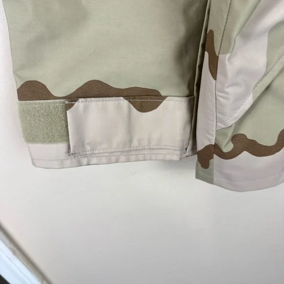 US Military ECWCS Gore-Tex Desert Camo Cold Weather Parka Medium Long